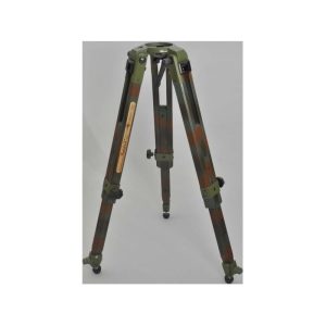 Berlebach Wooden Tripod UNIVERSITY OF Camouflage Stand 75mm: A Timeless Choice for Outdoor Enthusiasts